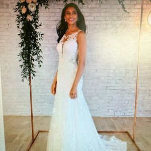 Stella York Style 7325 size 10 Unaltered Wedding Dress